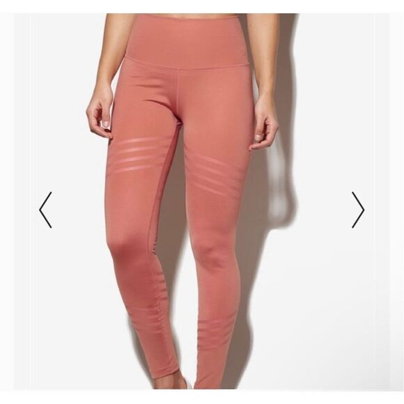 Toned by Ashy Bines 3/4 Leggings with Shiny Stripes - Picture 11 of 11